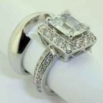 18ct white gold, diamond set, fitted wedding set